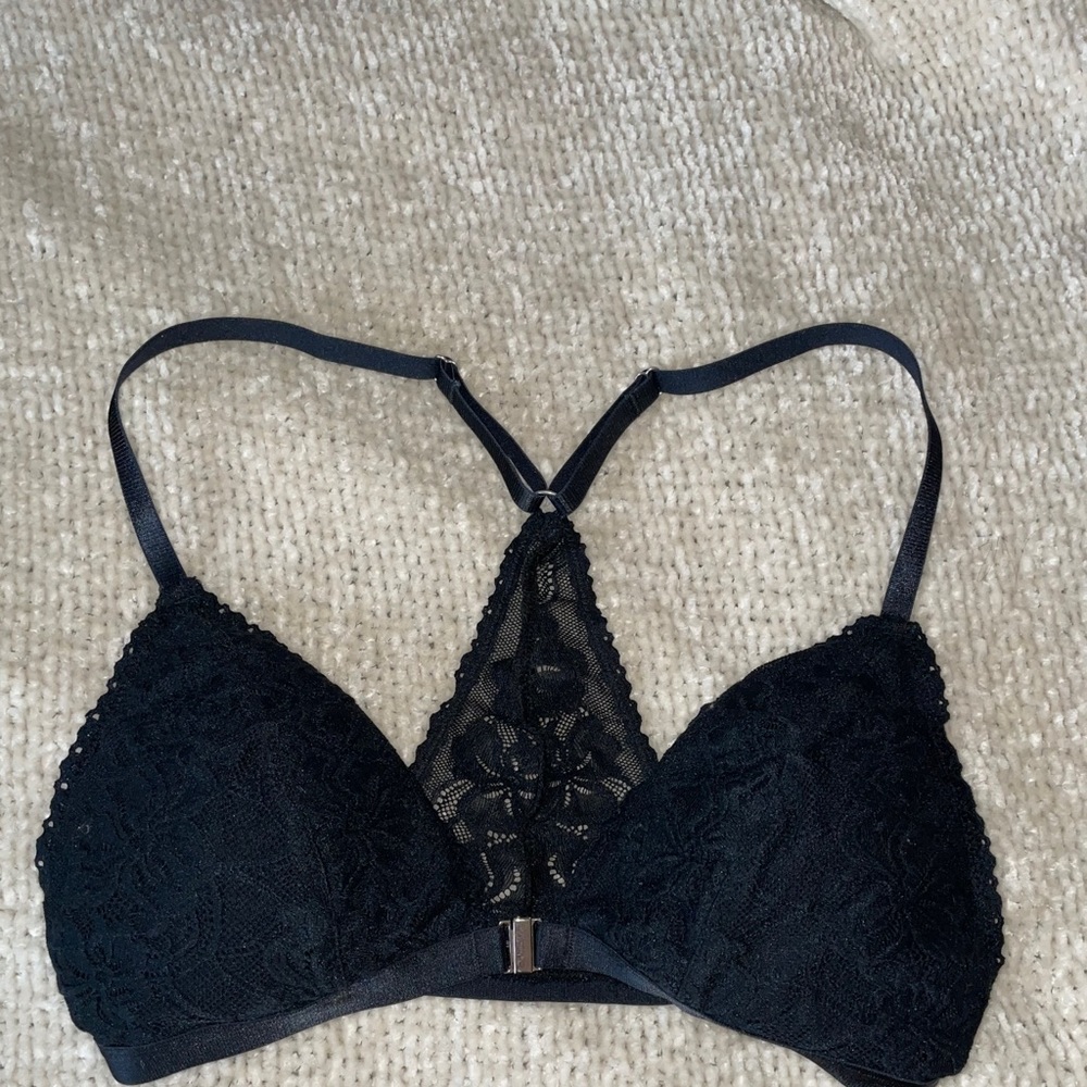 Black lace front clip bra